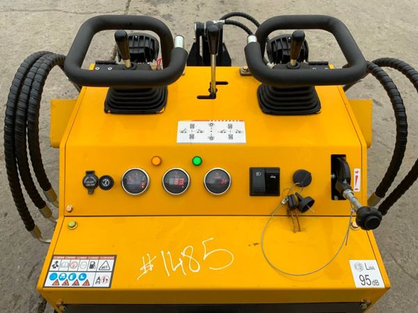 UNUSED LIHUA LRT460 MINI SKID STEER ......1485. 367950384