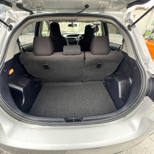 Toyota Vitz 2017 Hybrid 367964646