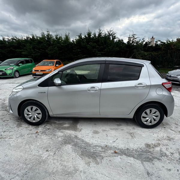 Toyota Vitz 2017 Hybrid 367964647