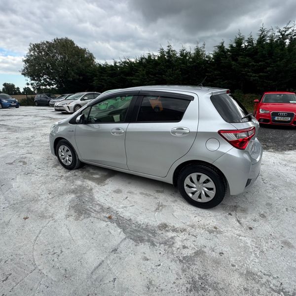 Toyota Vitz 2017 Hybrid 367964648