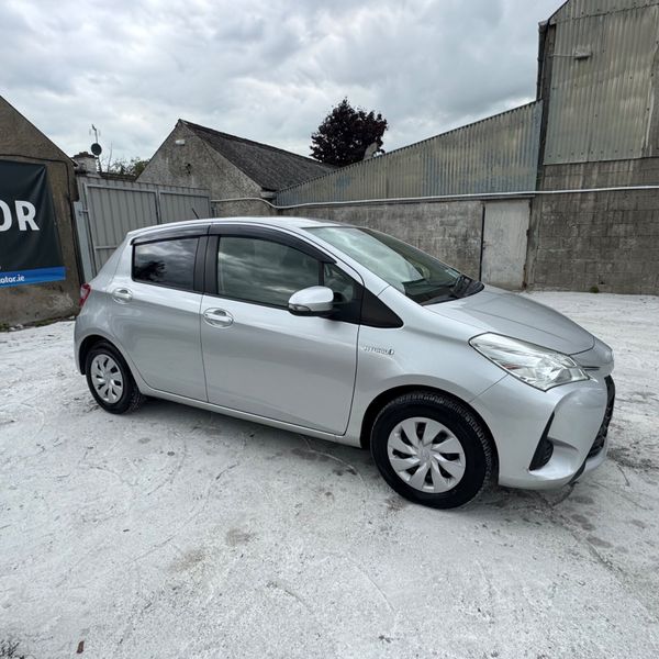 Toyota Vitz 2017 Hybrid 367964641