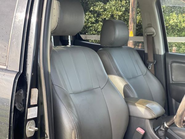 12 Toyota Hilux Invincible X Manual No Vat***** 367980552