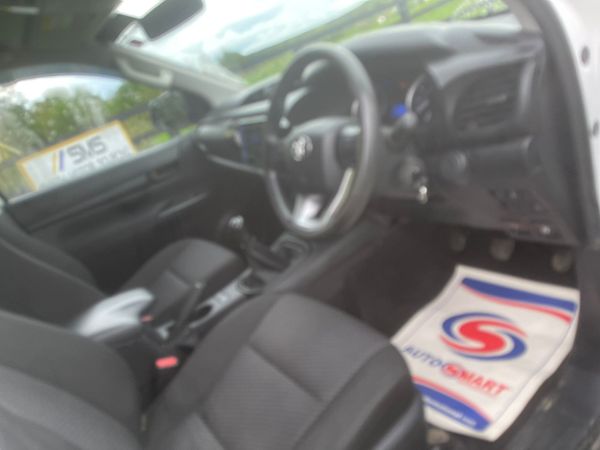 181 Toyota Hilux 2.4 D4D No Vat***** 367982628