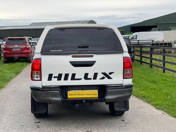 181 Toyota Hilux 2.4 D4D No Vat***** 367982620