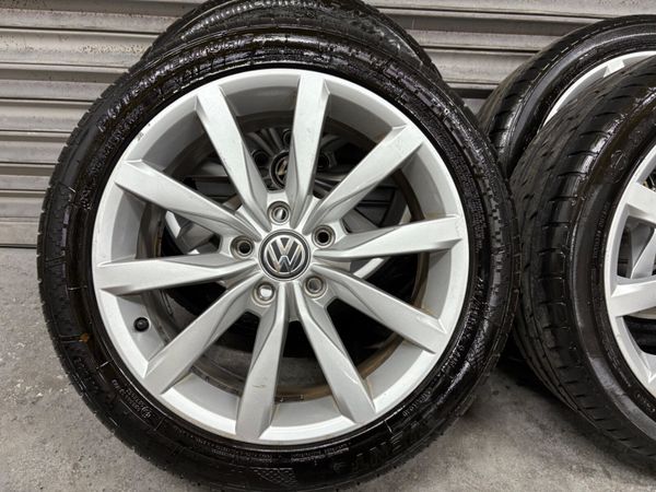 Volkswagen Golf Highline 17” Alloys 367983780