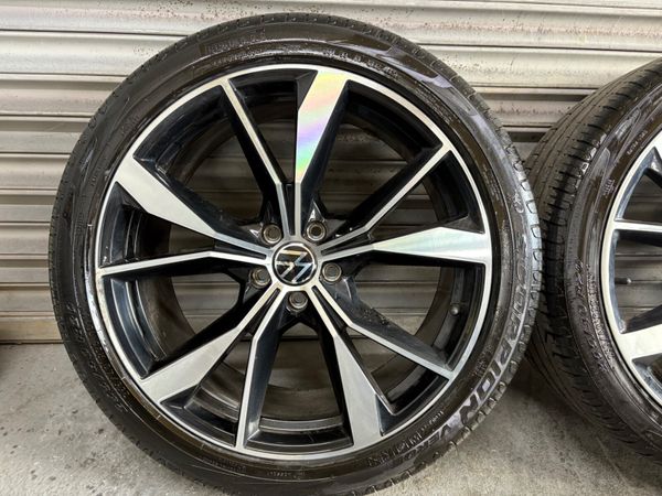 Volkswagen Tiguan R-Line 20” Alloys 367983888
