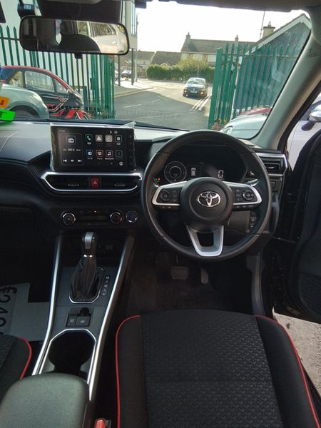 Toyota corolla crossover (raize) 368004289