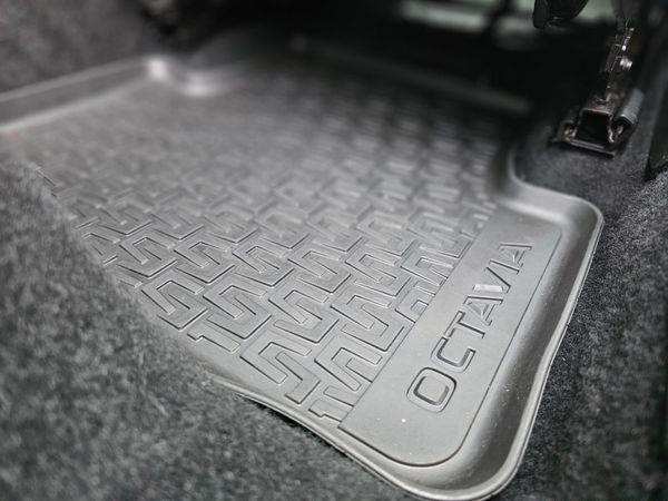 SKODA OCTAVIA 1.6 TDI 110 BHP ESTATE // NCT & TAX 368005252