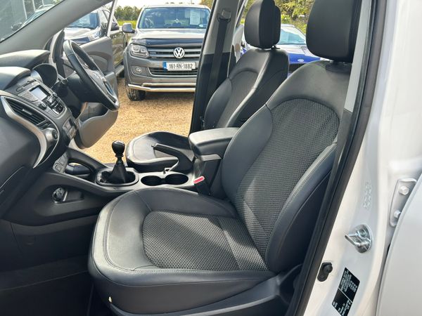 Hyundai ix35 **lovely spec** 368003059