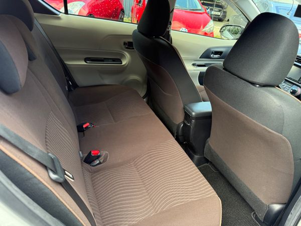 Toyota Aqua 2014 / Reverse Camera/Hybrid 368011706