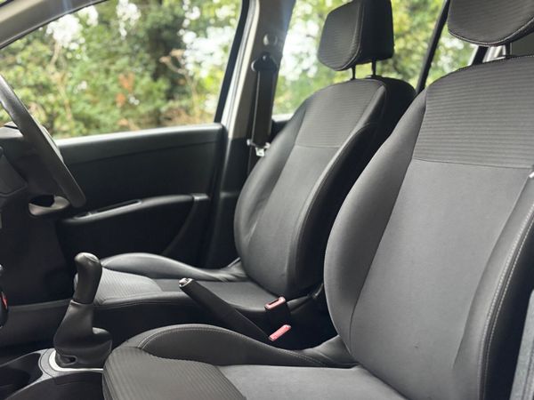 2013 Renault Clio 1.2 16V 75 EXPRESSION 368024764