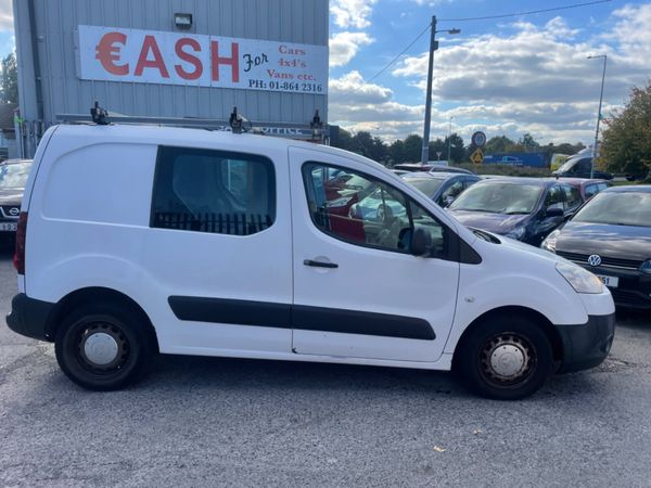 Peugeot Partner 2012 doe 03/26 €2950 368022205