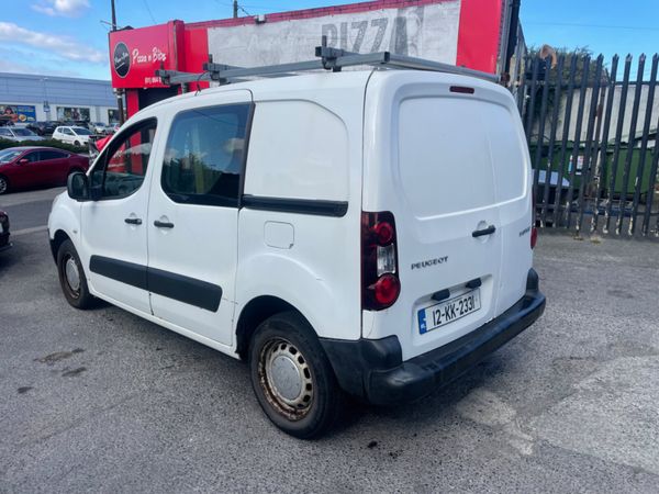Peugeot Partner 2012 doe 03/26 €2950 368022214