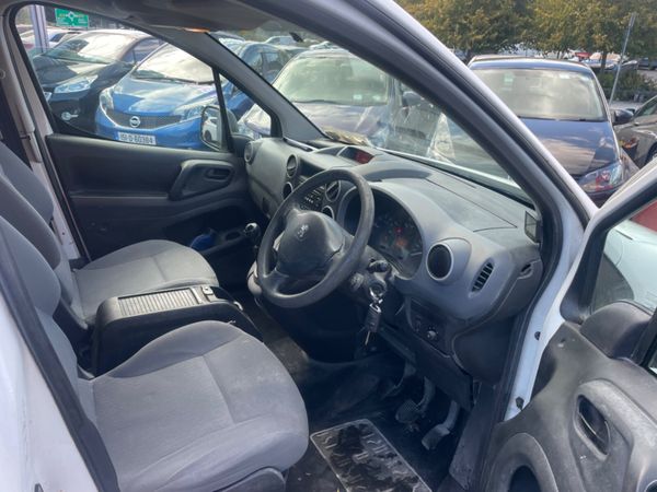 Peugeot Partner 2012 doe 03/26 €2950 368022220