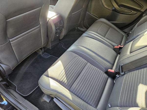 Ford Kuga 2018 1.5tdci Titainium 368036531