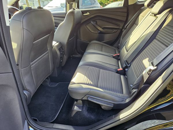 Ford Kuga 2018 1.5tdci Titainium 368036532