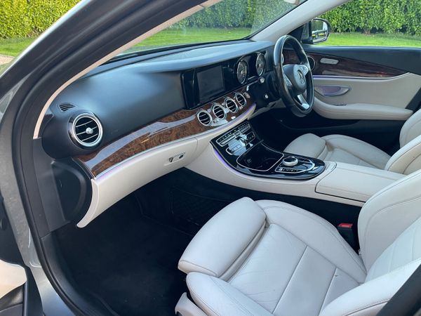 Mercedes-Benz E220 CDI  2016 New Shape. 368054011