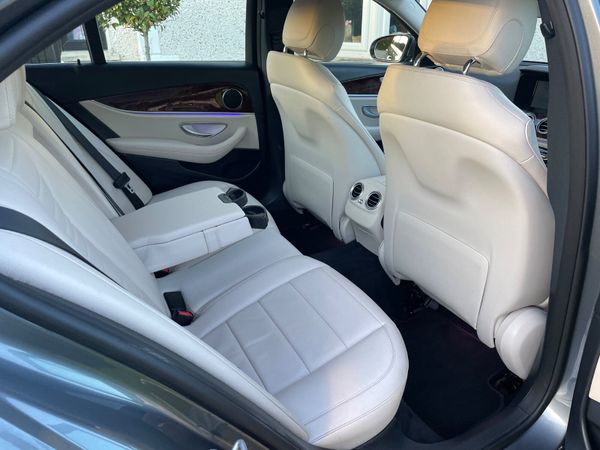 Mercedes-Benz E220 CDI  2016 New Shape. 368054043