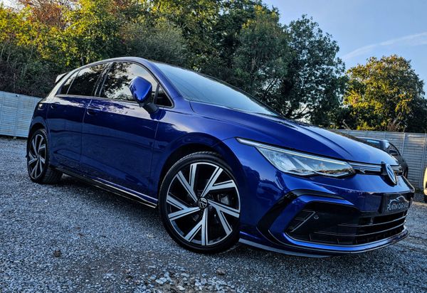 🔥 2023 Volkswagen Golf  1.5 eTSI R-Line Automatic 368065882