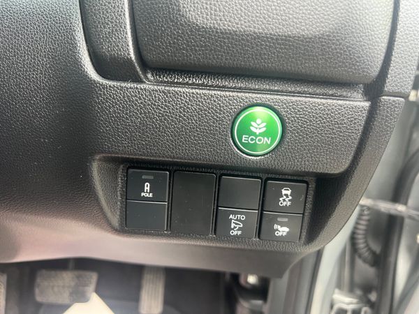 Honda Fit/Jazz 2015 368068194