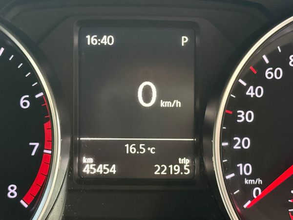2015 VW Polo 1.2 Petrol Automatic, 27K Miles only 368068224