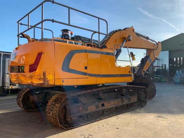 2017 LIEBHERR R939LC TRACK MACHINE...11433hrs. 368082847
