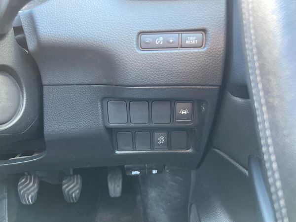 2019 (192)  Nissan Qashqai Tekna 1.5 DCI -Pan Roof 368098683