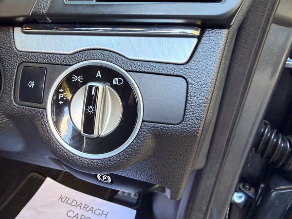 Mercedes E250 CGI Convertible 368101446