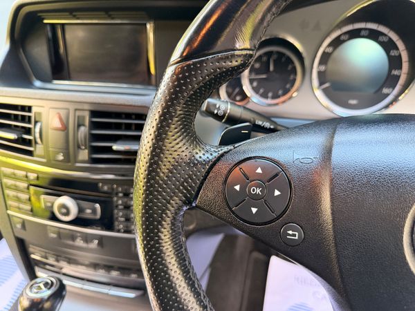 Mercedes E250 CGI Convertible 368101458