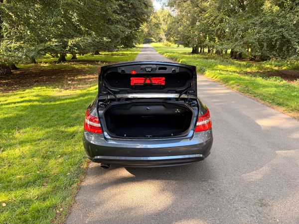 Mercedes E250 CGI Convertible 368101487