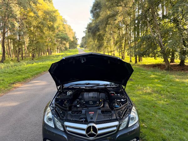 Mercedes E250 CGI Convertible 368101525