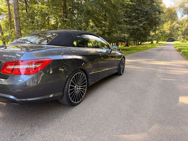 Mercedes E250 CGI Convertible 368101521