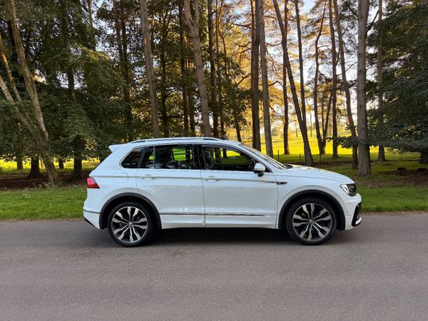 Volkswagen Tiguan R Line TDI Low KM 368103011