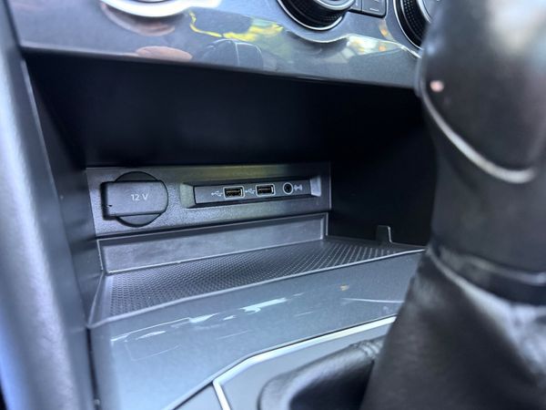 Volkswagen Tiguan R Line TDI Low KM 368103036