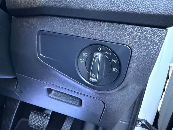 Volkswagen Tiguan R Line TDI Low KM 368103045