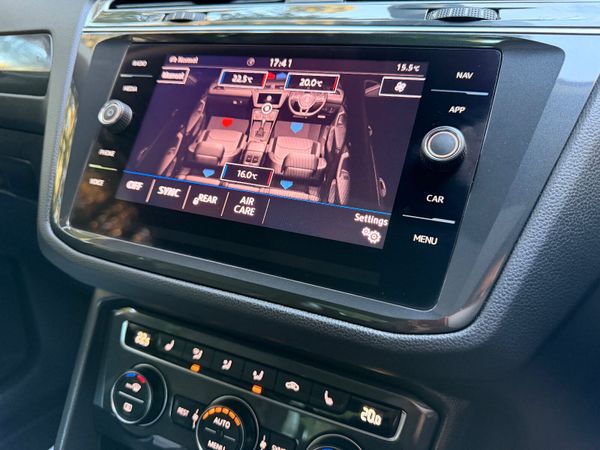 Volkswagen Tiguan R Line TDI Low KM 368103057
