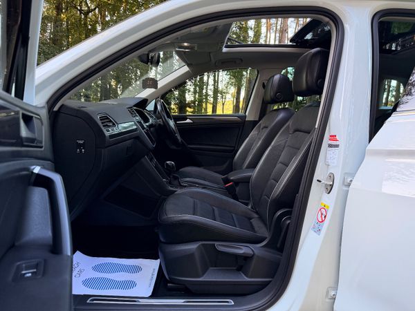 Volkswagen Tiguan R Line TDI Low KM 368103064