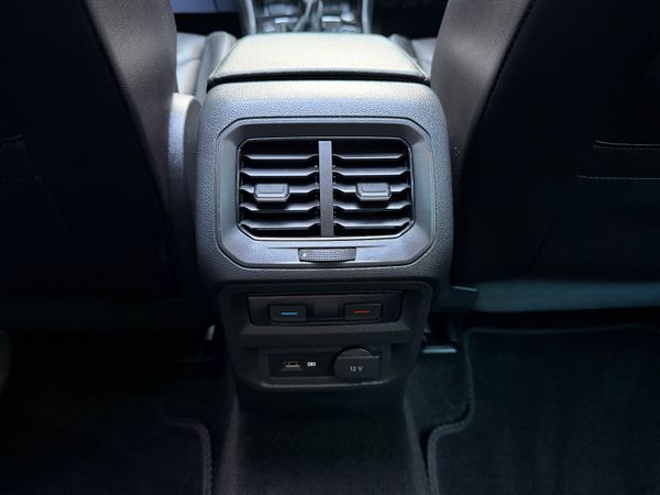 Volkswagen Tiguan R Line TDI Low KM 368103060