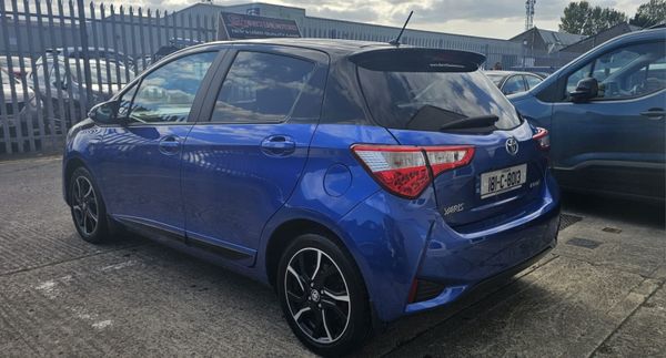 2018 Toyota Yaris Luna Sport 368116746