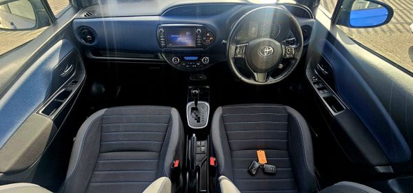 2018 Toyota Yaris Luna Sport 368116740