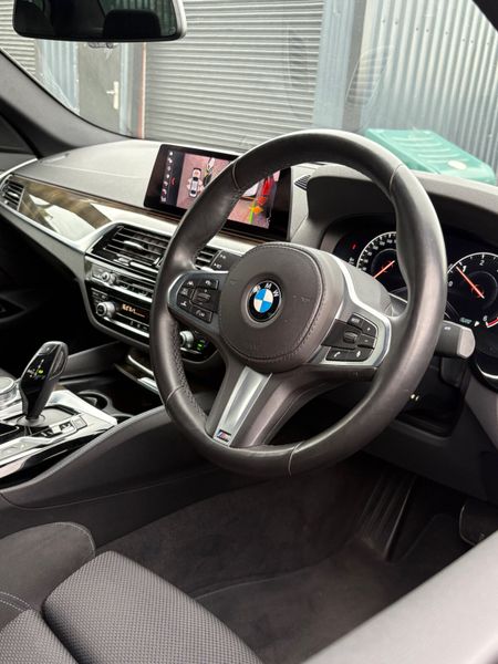 BMW 523D / 520D X-Drive  2020 368126773