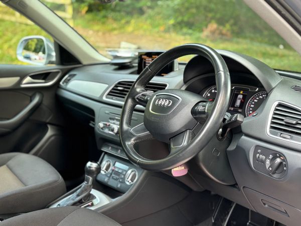 STUNNING 2015 Audi Q3 LIKE NEW, 1.4 auto 368121941