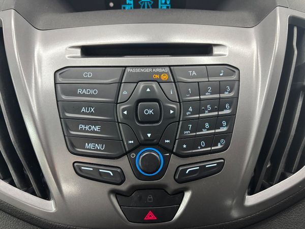 (172) 2017  FORD TRANSIT TREND 2.2 MINIBUS 368146972