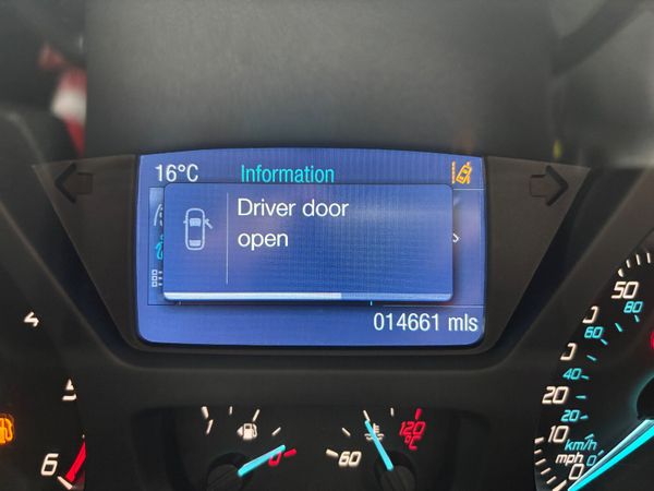 (172) 2017  FORD TRANSIT TREND 2.2 MINIBUS 368146984