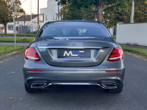 Mercedes E-Class E220d AMG 2016 368148806