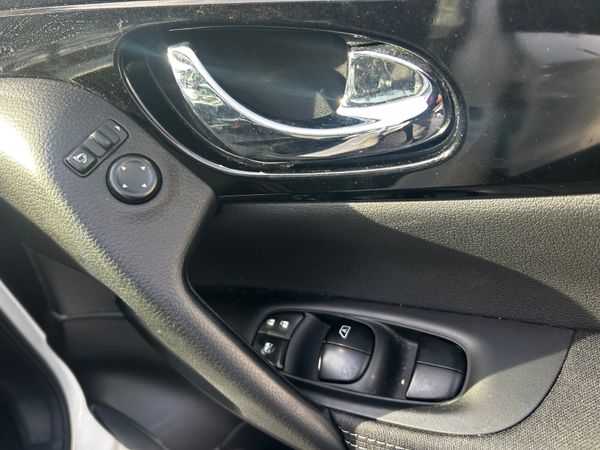 2016 NISSAN QASHQAI 1.2 PETROL PAN ROOF LOW KMS 368149034