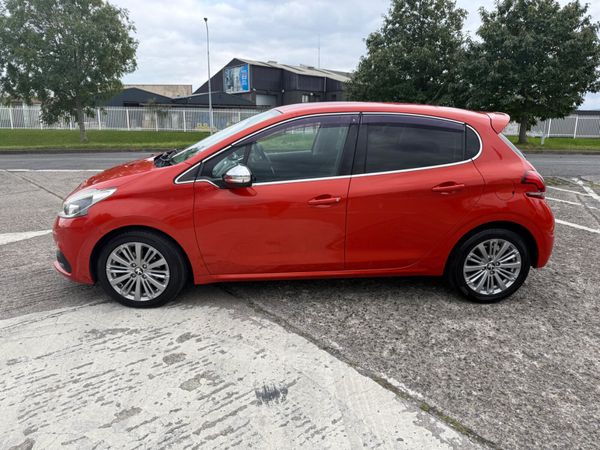 Peugeot 208 2016 1.2 Petrol Auto 368149435