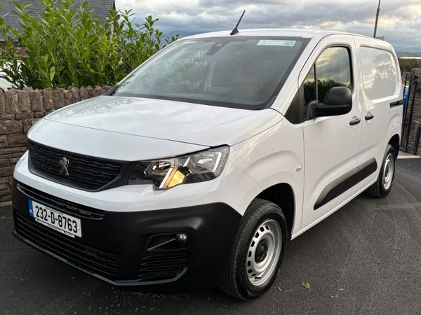 Peugeot Partner 2023 Professional plus one owner 368150126