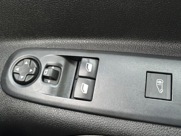 Peugeot Partner 2023 Professional plus one owner 368150206