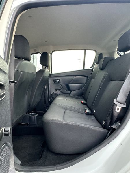 172 Dacia Sandero 1.0 litre *NCT 368179103